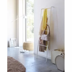 Porte-Serviette Yamazaki Tower Ladder Blanche -Salle De Bain Boutique 4903208028127 1