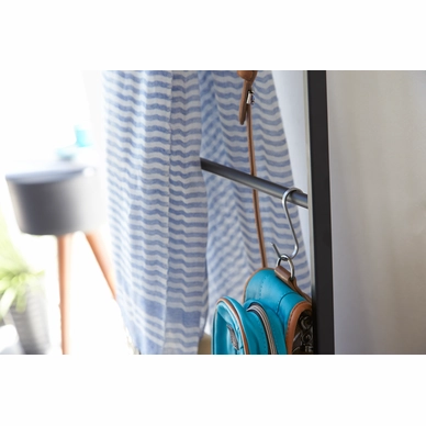 Porte-Serviette Yamazaki Tower Ladder Noir 6 Porte-Serviette Yamazaki Tower Ladder Noir – Image 4